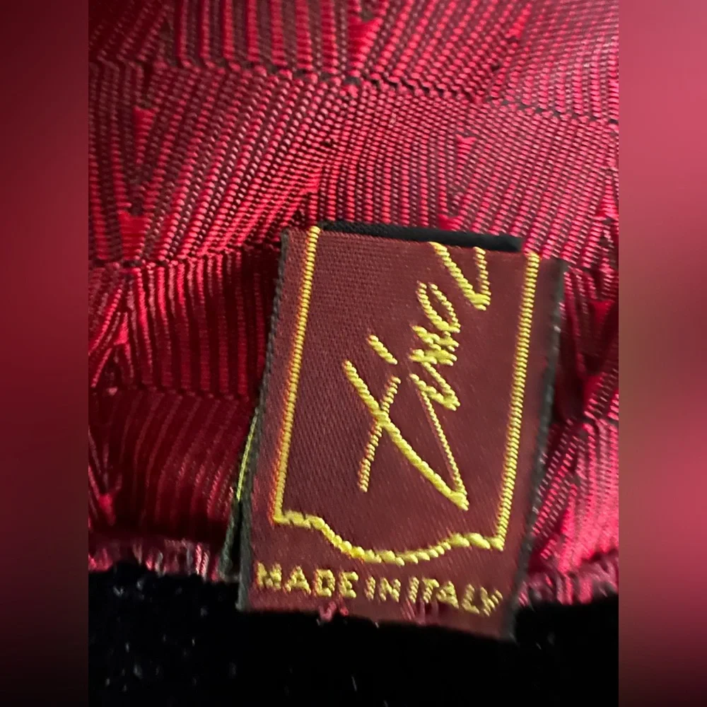 Tino Cojura - Vintage Red‎ Lightweight Scarf with Soft Texture